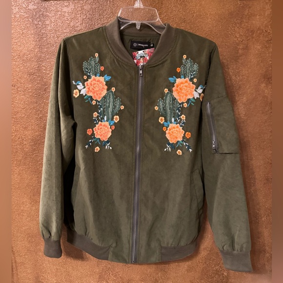 Merigold Kiss Sunset Olive Green Cactus Floral Embroidered Bomber Jacket Size S - Picture 3 of 7
